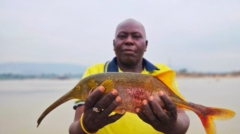 fisherman-with-elephantfish