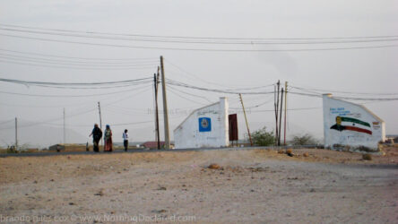 Leaving Somalia (well at least a first attempt)